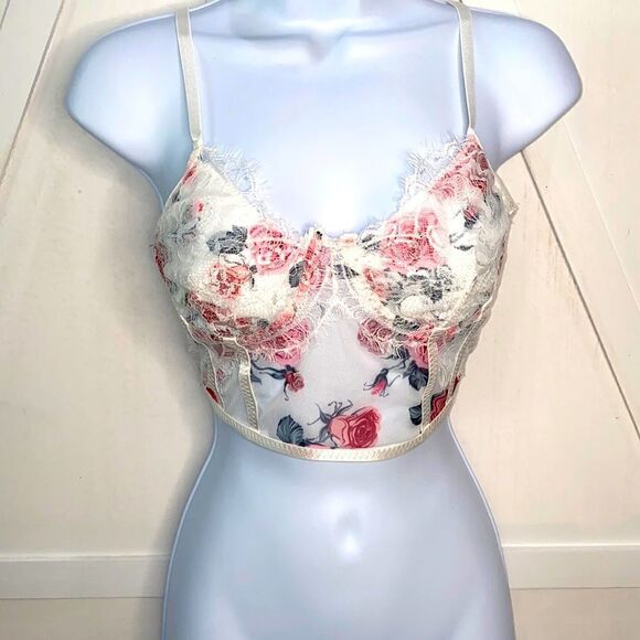 Eyelash Lace Flower Open Back Sheer Adjustable Strap Crop Cami - Picture 2 of 10